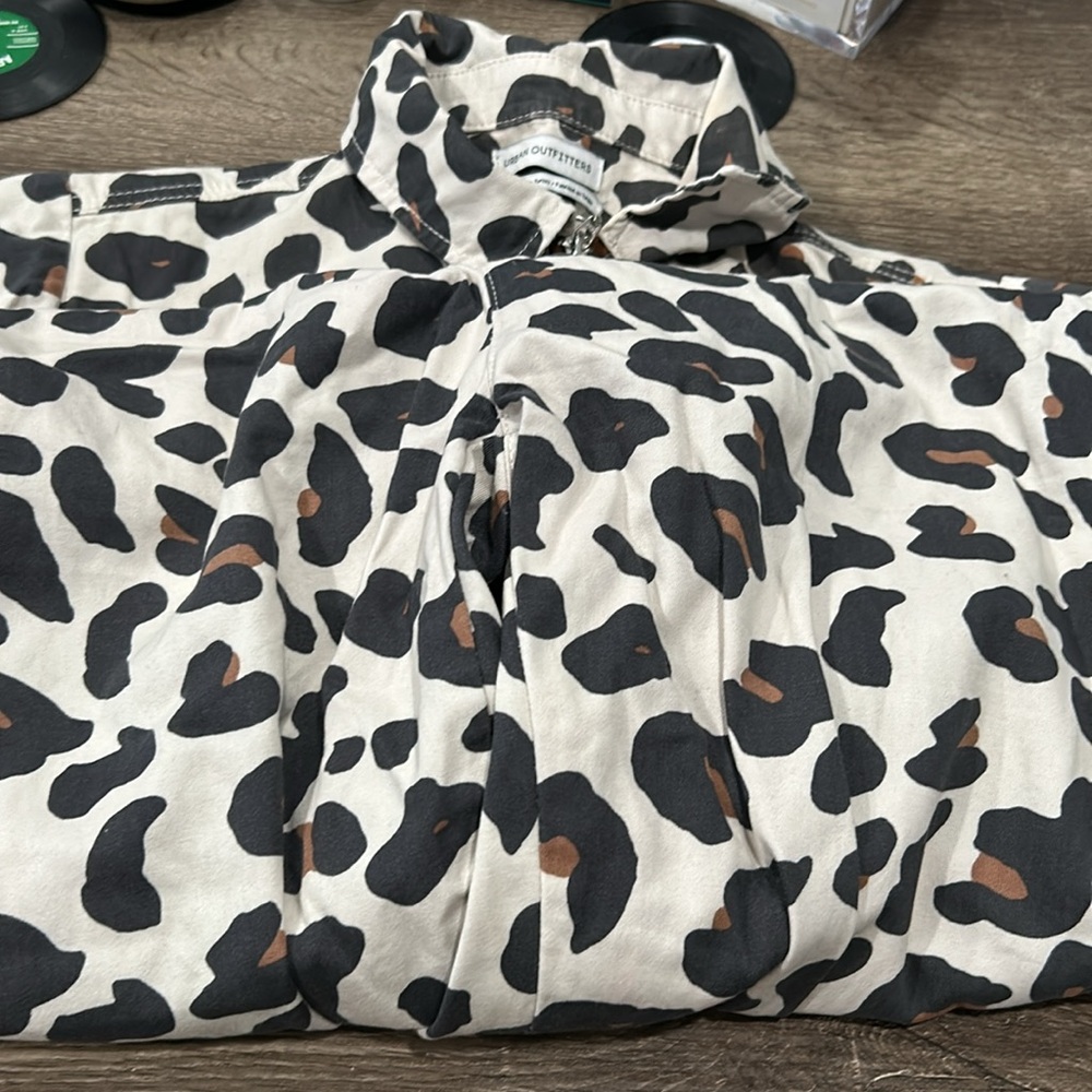 Vintage UO D’Angelo Leopard Print Cropped Coverall - Picture 6 of 11